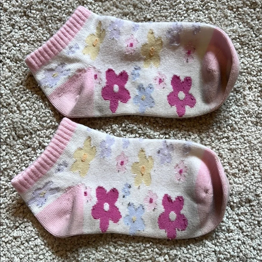 Danskin Pink and White Socks and Tights size 4-6X